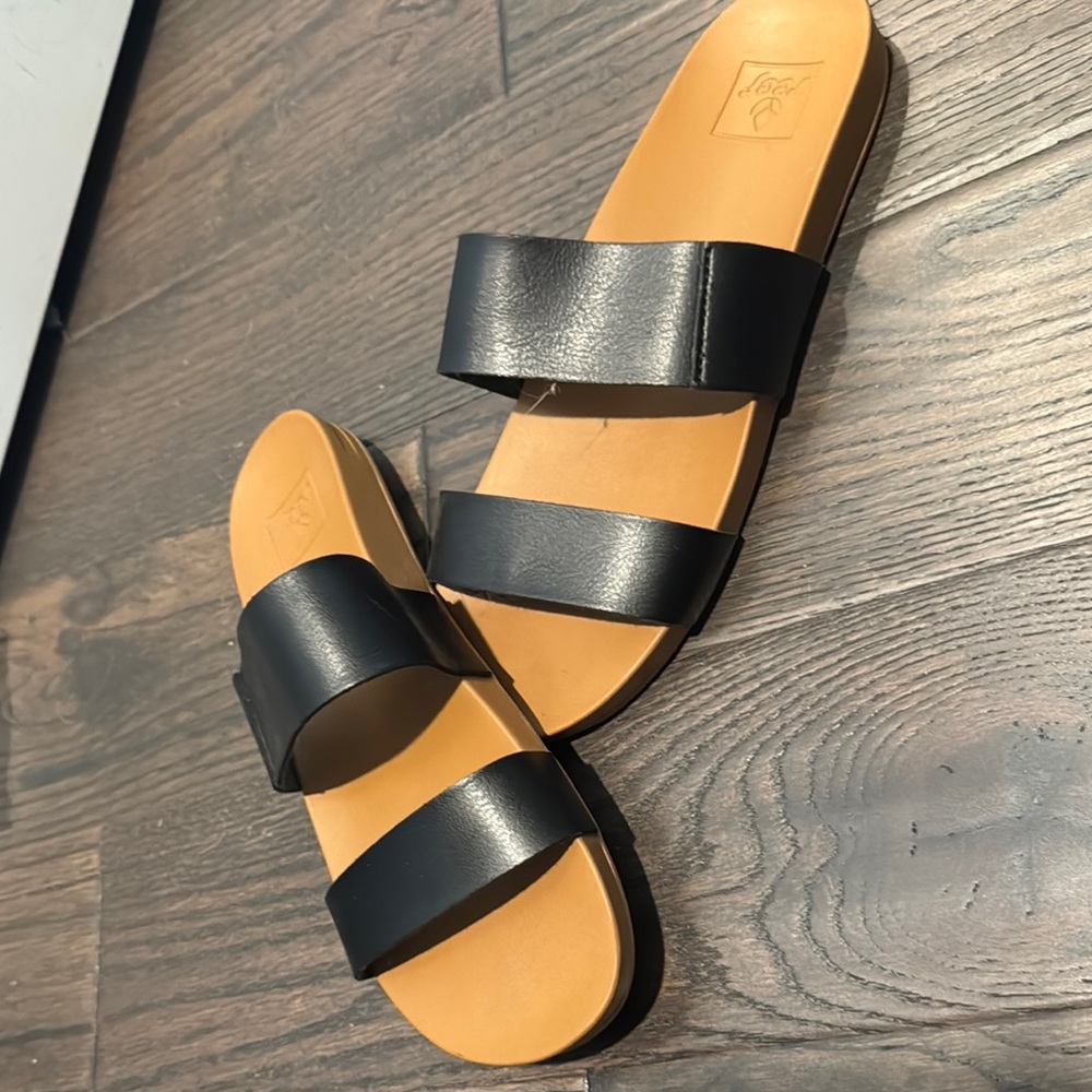 Reef sandals